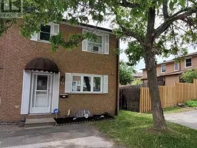 55 Frame Cres, Elliot Lake, ON, P5A 2S1 townhouse for sale.