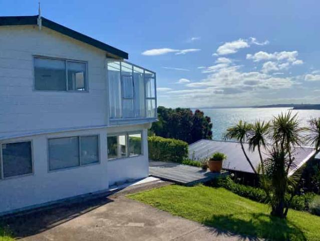 55 Kennedy Point Road, Surfdale, Waiheke Island