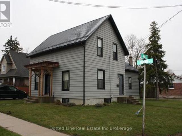 55 Pine Street E, Aylmer, ON, N5H 1N4 house for sale | Listing ID X12076 | Royal LePage