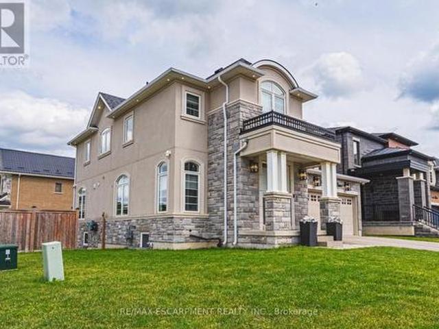 55 Robarts Drive, Hamilton, ON, L9K 0H5 house for sale | Listing ID X13461 | Royal LePage
