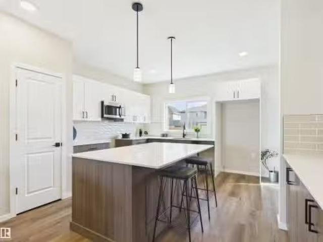 55 Sereno Lane, Fort Saskatchewan, AB, T8L 0Z9 house for sal.