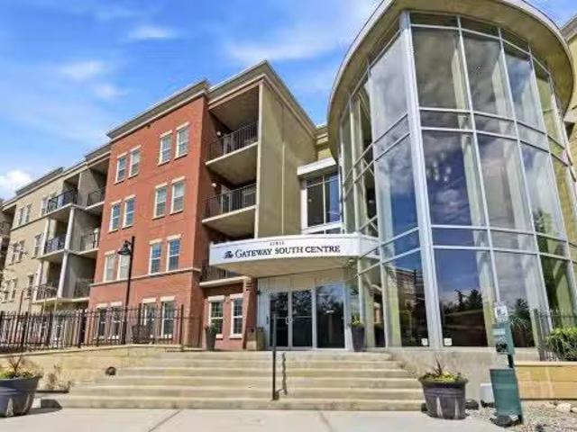 5605 11811 Lake Fraser Drive Se, Calgary, AB, T2J 7J4 condo.