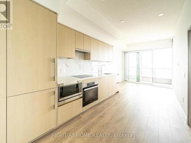 5606 1 Concord Cityplace Way, Toronto, ON, M5V 0X3 lease for lease | Listing ID C13608 | Royal LePage