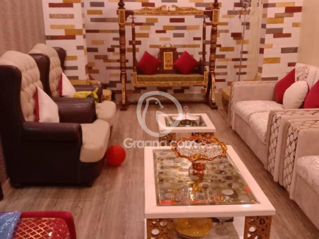 5600 Ft² Flat for Sale