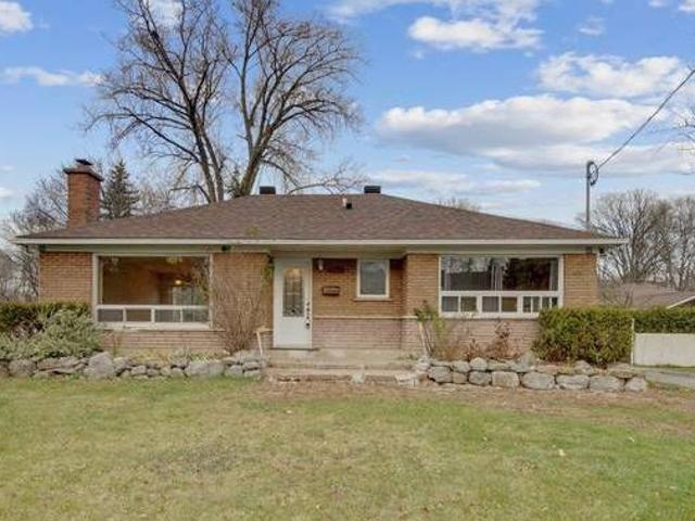 5615 Rue Albert Apartments in PierrefondsNord Montréal QC H8Z 2W1