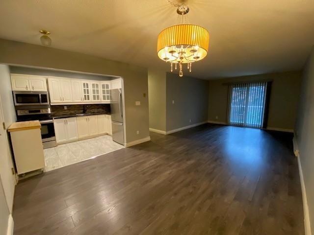 561 Armstrong Road Unit 217 3 bed, 2 bath