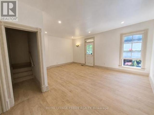 561 Parliament Street, Toronto, ON, M4X 1P7 house for lease | Listing ID C13553 | Royal LePage