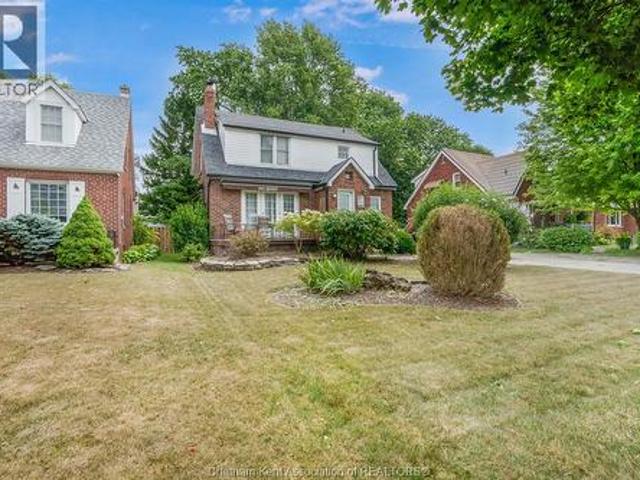 561 Queen Street, Chatham, ON, N7M 2J7 house for sale | Listing ID 26018 | Royal LePage