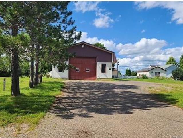 561 Rue Breau, Tracadie, NB, E1X 1B5 commercial for sale | Listing ID NB144688 | Royal LePage
