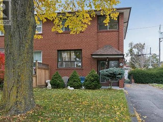 562 Alliance Avenue, Toronto, ON, M6N 2J5 house for sale | Listing ID W12773 | Royal LePage