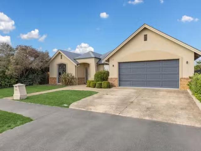 562 Bower Avenue, Waimairi Beach, NZ 8083 House for Sale