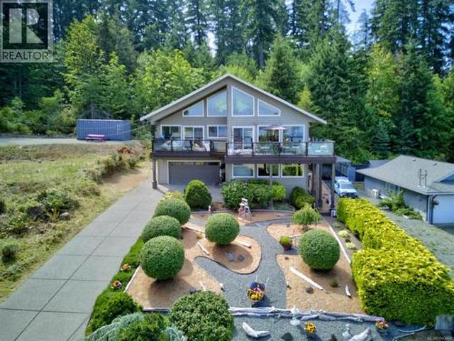 5633 6Th St, Union Bay, BC, V0R 3B0 Luxury House for sale | Listing ID 1043 | Royal LePage Carriage Trade Luxury Properties