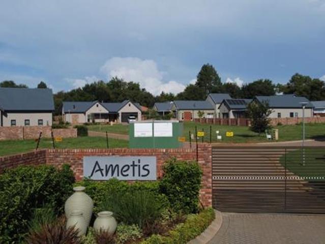 563 m² Land available in Van Der Hoff Park