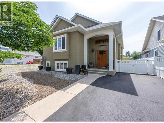 564 Alexander Avenue, Penticton, BC, V2A 1E5 house for sale | Listing ID 10393 | Royal LePage