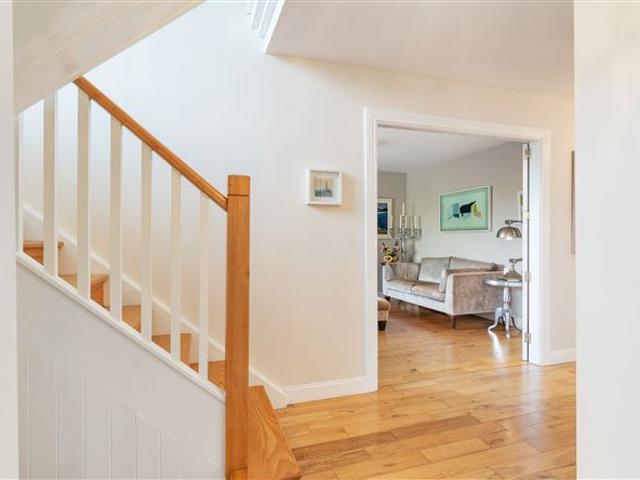 565,000 | 55 Avondale Mews, Passage West, Cork Dan Howard & Co Ltd 4996 MyHome. Ie Residential