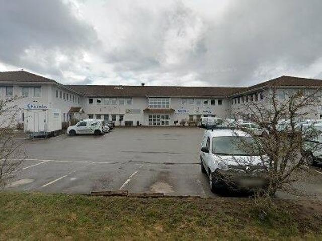 565 m2 kontor uthyres i Skövde