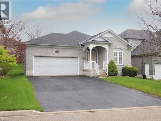 565 Springwater Drive, Waterloo, ON, N2V 2K6 house for sale | Listing ID 40849 | Royal LePage