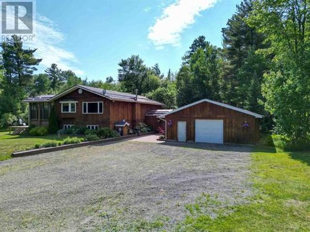 565 Walls Side Rd, Sault Ste. Marie, ON, P6A 6K4 house for sale | Listing ID SM261793 | Royal LePage