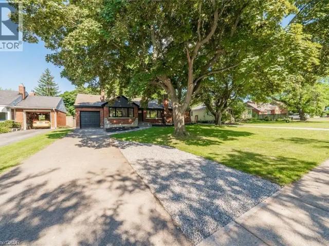 5678 WOODLAND Boulevard Unit# 2 Lower