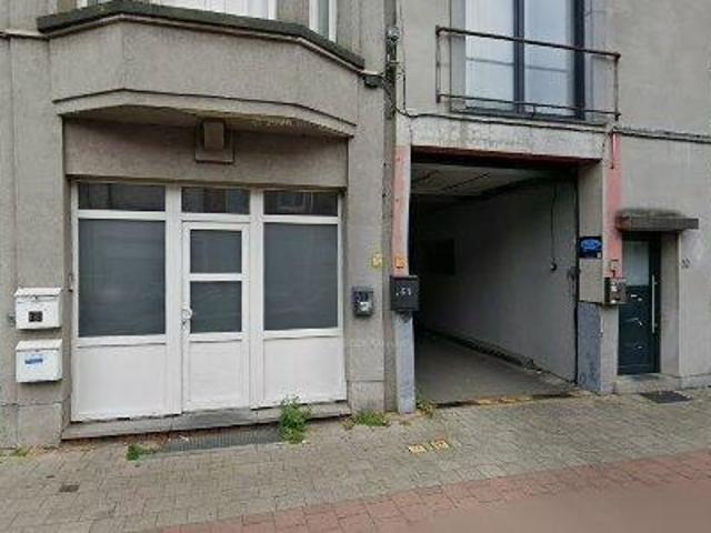 567 m2 warehouse for sale in Antwerp Deurne
