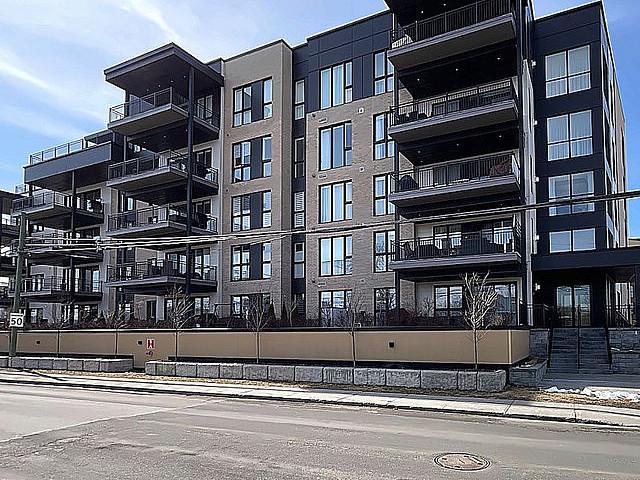 569 000$ Condo à Vendre à Charlemagne