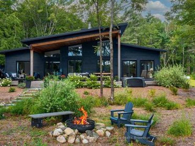 56 Blair Point Road, Seguin Humphrey, ON, P0C 1J0 Luxury House for sale | Listing ID X13692 | Royal LePage Carriage Trade Luxury Properties