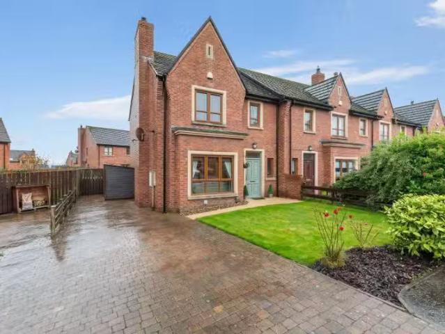 56 Brooke Hall Heights