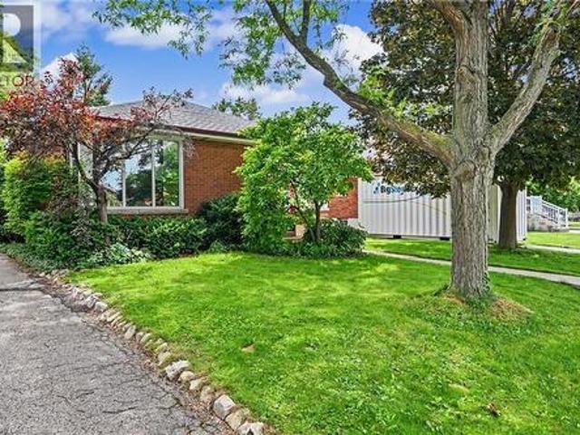 56 Everton Place, Hamilton, ON, L8T 1G7 house for sale | Listing ID 40847 | Royal LePage