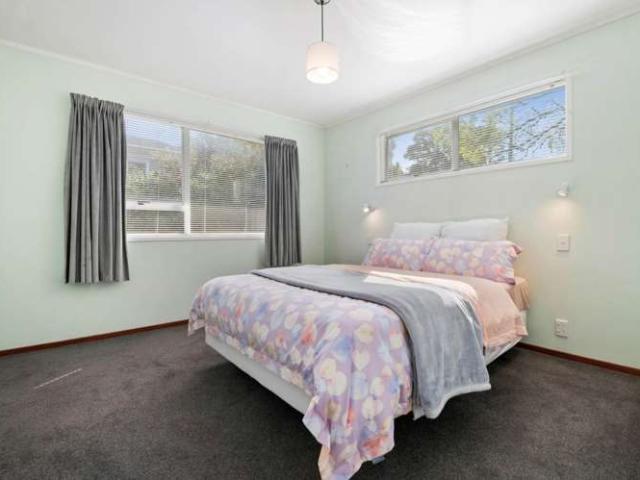 56 Mirrabooka Avenue, Botany Downs, Manukau City