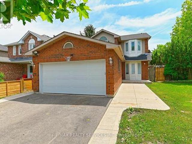 56 Mullis Crescent, Brampton, ON, L6Y 4T2 house for sale | Listing ID W13644 | Royal LePage