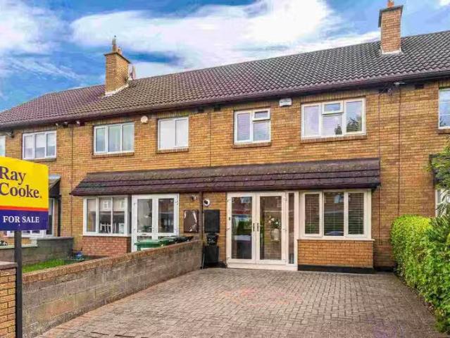 56 Oak Downs, D22E3Y2, Clondalkin, Dublin 22 is for sale