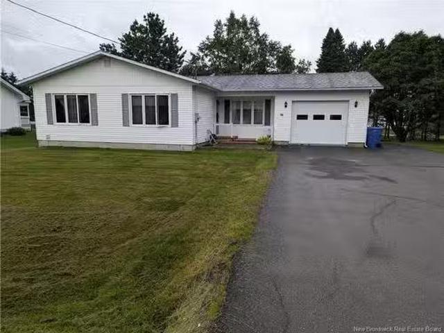 56 Premiere Ave, Sainte Anne De Madawaska, NB, E7E 1K1 house.