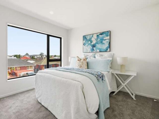 5/6 Richards Avenue, Papatoetoe, Manukau City