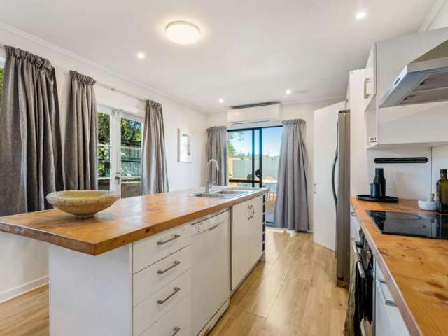 56 Savoy Road, Glen Eden, Waitakere City