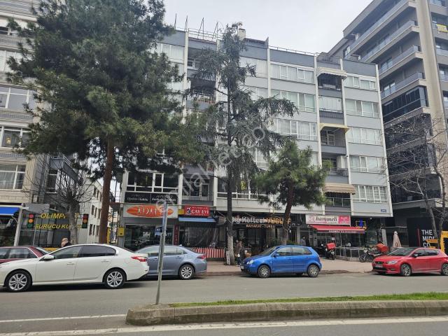 56'larda Adliye Yakınında Harika Konumda Kiralık Ofis