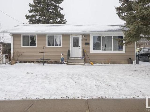 5706 49 Avenue, Cold Lake, AB, T9M 1T1 house for sale | Listing ID E4427 | Royal LePage