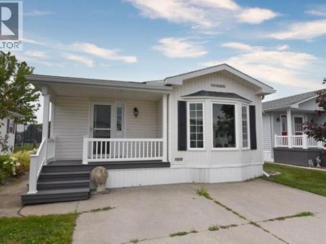 5700 Blackwell Side Road Unit# 258, Sarnia, ON, N7W 1B7 house for sale | Listing ID 26018 | Royal LePage