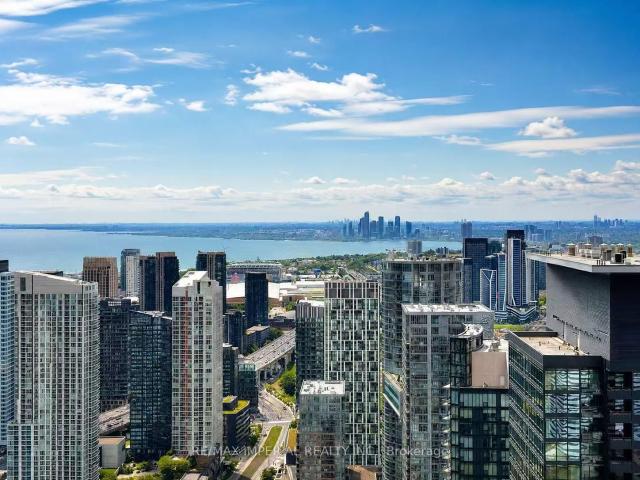 5701 3 CONCORD CITYPLACE Way, Toronto | 1Beds/1Bath, Condo, $2,700/mo | Condos. Ca
