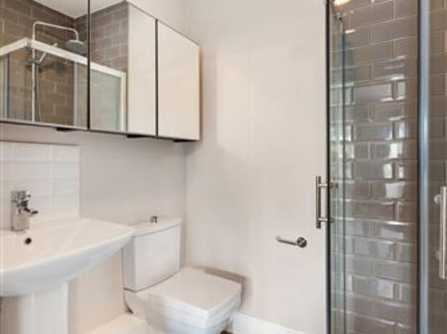 570,000 | 11 The Avenue, Grange Manor, Lucan, Co. Dublin Sherry FitzGerald Lucan 5024 MyHome. Ie Residential
