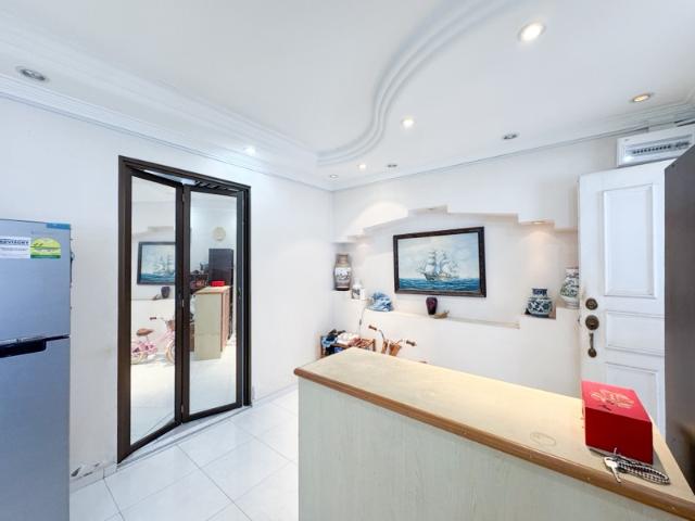 570 Hougang Street 51 HDB Apartment For Sale, $738,000, 3 Bed 2 Bath 1,259 sqft $586.00 psf