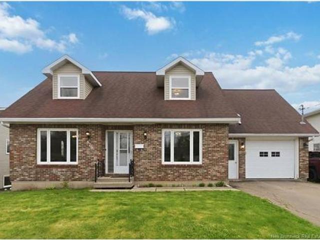570 Mclaughlin, Moncton, NB, E1A 4R6 house for sale | Listing ID NB139608 | Royal LePage