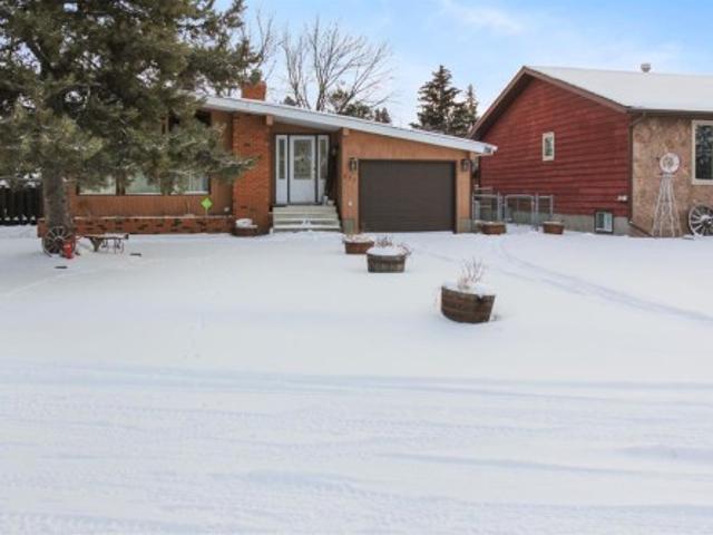 572 West Crescent, Forestburg, AB, T0B 1N0 house for sale | Listing ID A2276 | Royal LePage