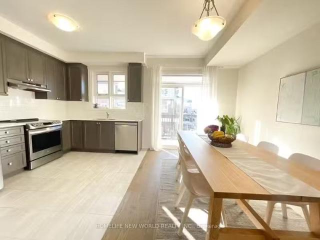 57499706 36 Chicago Lane