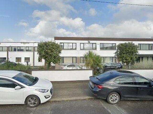 574 m2 office space for sale in Dublin 12