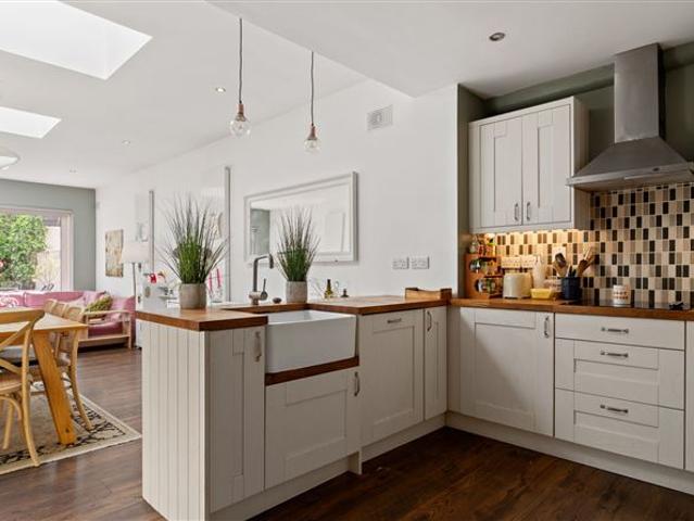 575,000 | 29 Loreto Crescent, Dublin 14, Co. Dublin Property Partners O'Brien Swaine 5004 MyHome. Ie Residential