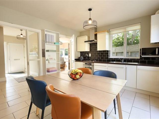 575,000 | 40 Rosemount Park, Dundrum, Dublin 14 Clare Connolly Estate Agents 5000 MyHome. Ie Residential