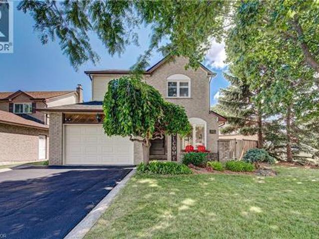 577 Hawthorne Crescent, Milton, ON, L9T 4P8 house for sale | Listing ID 40846 | Royal LePage