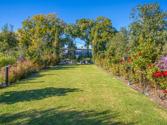 577 m² Land available in Paarl Central East