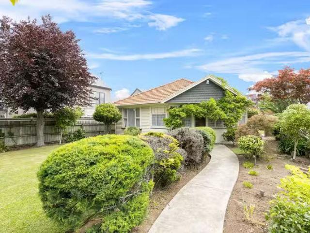 577 Manchester Street, Saint Albans, NZ 8013 House for Sale