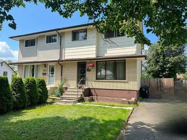 579 Simon Fraser Drive, Thunder Bay, ON, P7C 5B3 house for sale | Listing ID TB2602 | Royal LePage